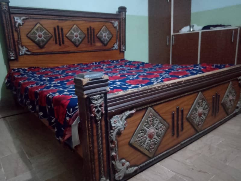 king size bed 1