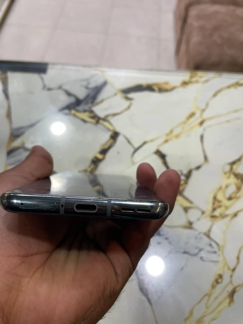 One Plus 10 Pro 5