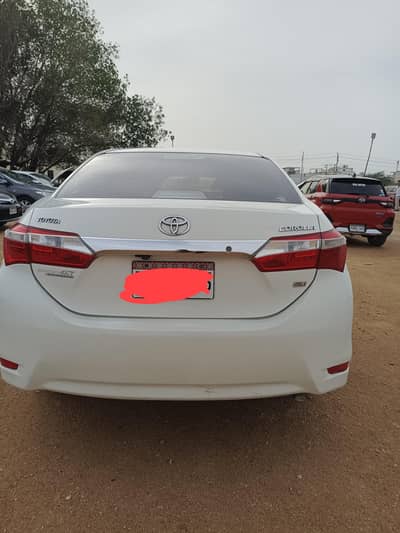 Super Clean Toyota Corolla GLi Auto 2015 (Home Used)