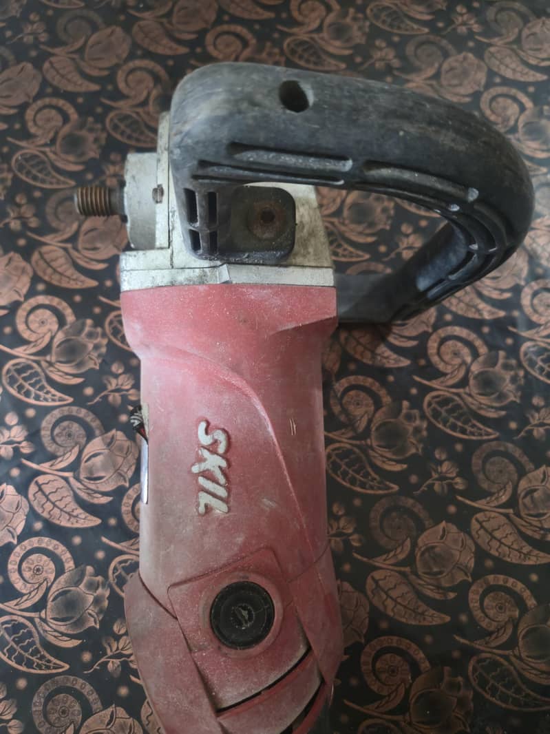 Skil 9080 Angle Grinder 3