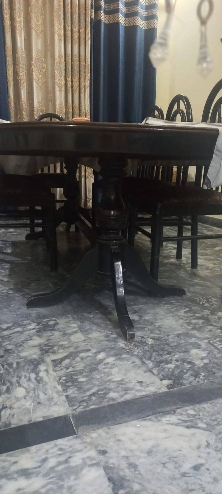 dining table with 8 chairs 3