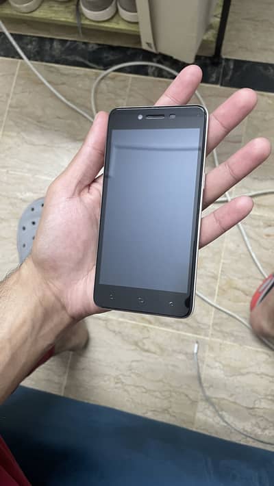 OPPO A37