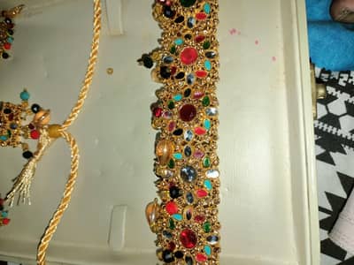 Beautiful Multi-Color Traditional Bridal / Party Wear Jewellery Set