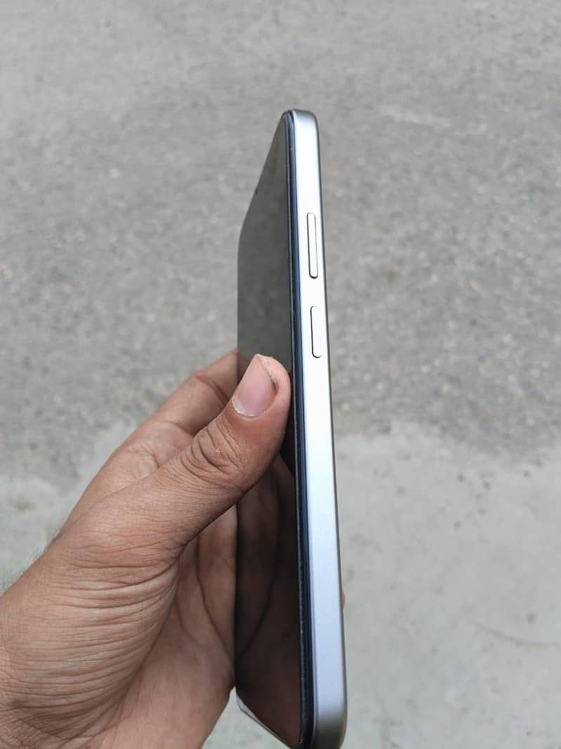 Realme C100i 3