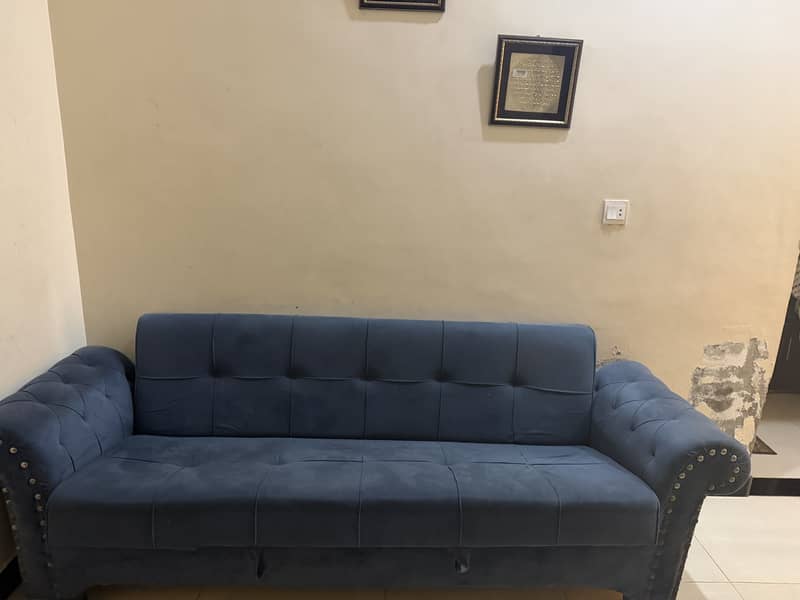 Sofa combed and mirror 1