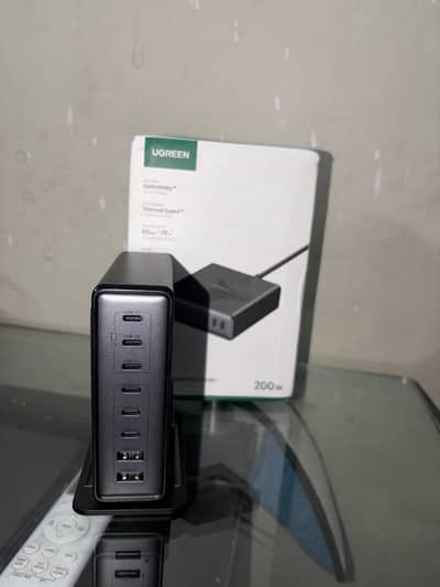 Original Ugreen 200W 8 Port GeN Desktop Fast Charger X766