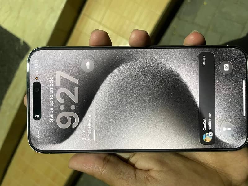 iPhone 15 Pro Max 1