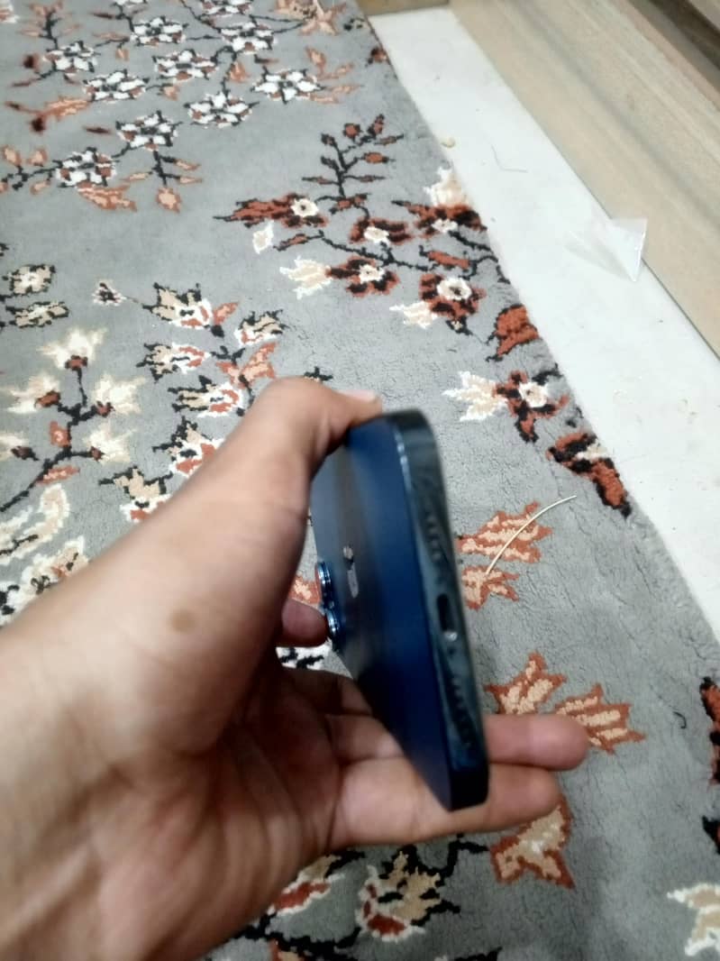 Apple iPhone 12 Pro Max 6