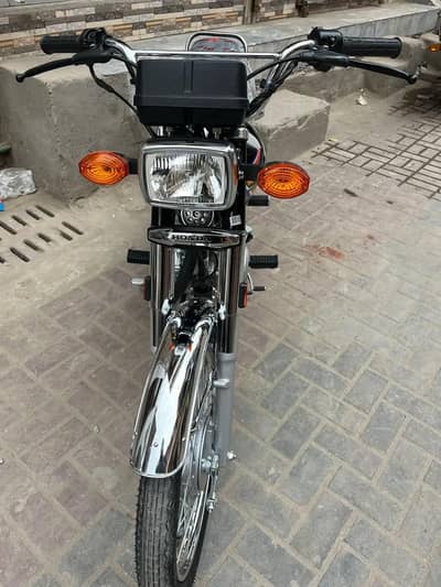 Hond CG 125 (2027) 10/10 condition MULTAN