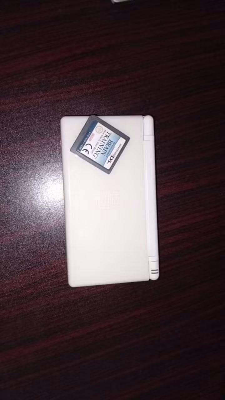 Nintendo Ds lite 1