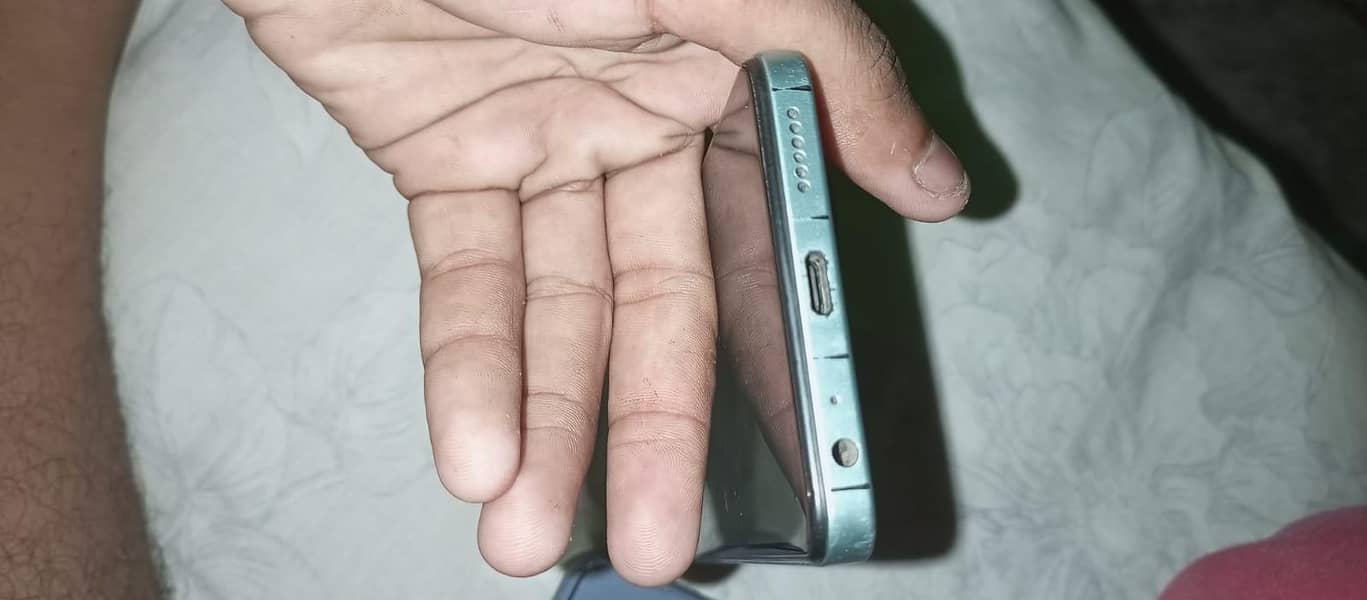 Infinix Smart 8 5