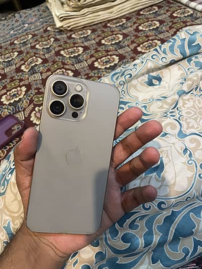 Apple iPhone 15 Pro Max