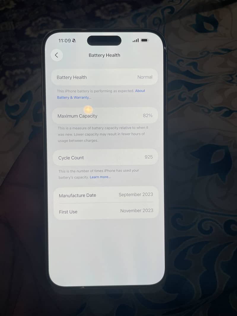 Apple iPhone 15 Pro Max 3