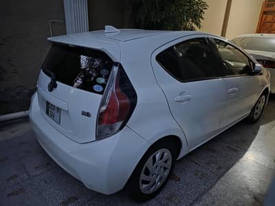 Toyota Aqua 2015