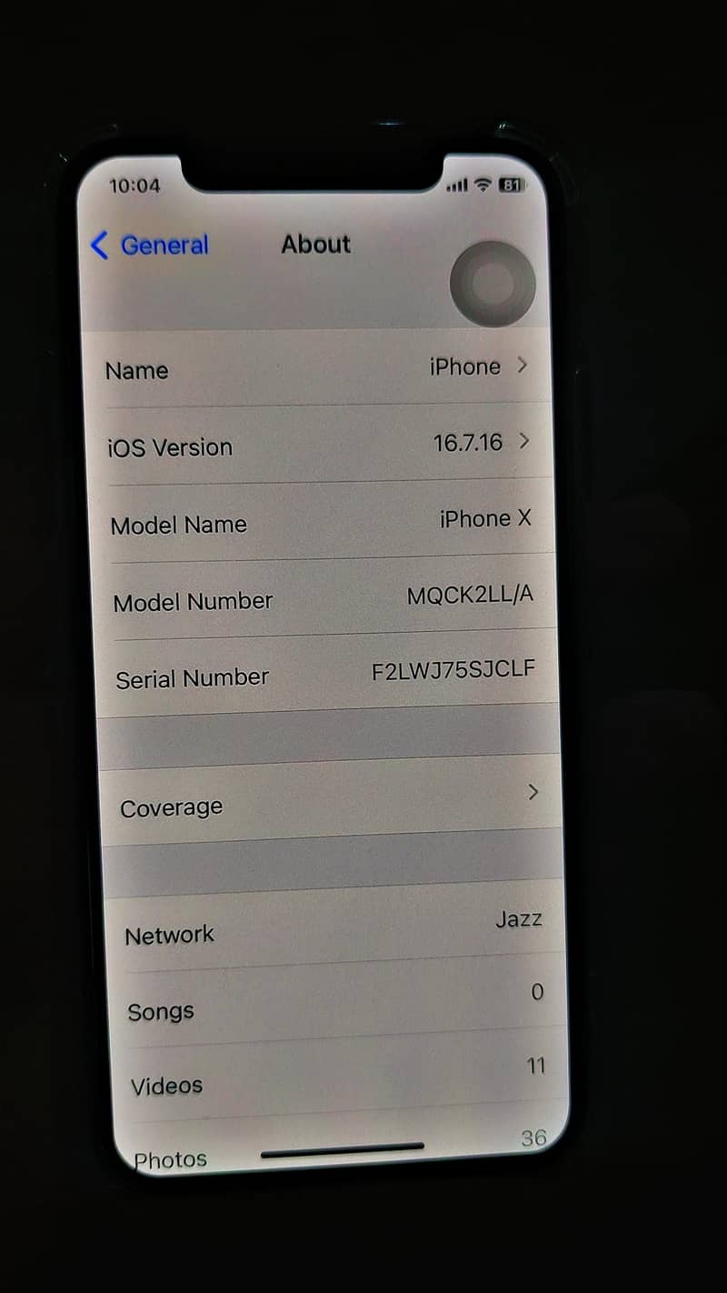 Apple iPhone X 4