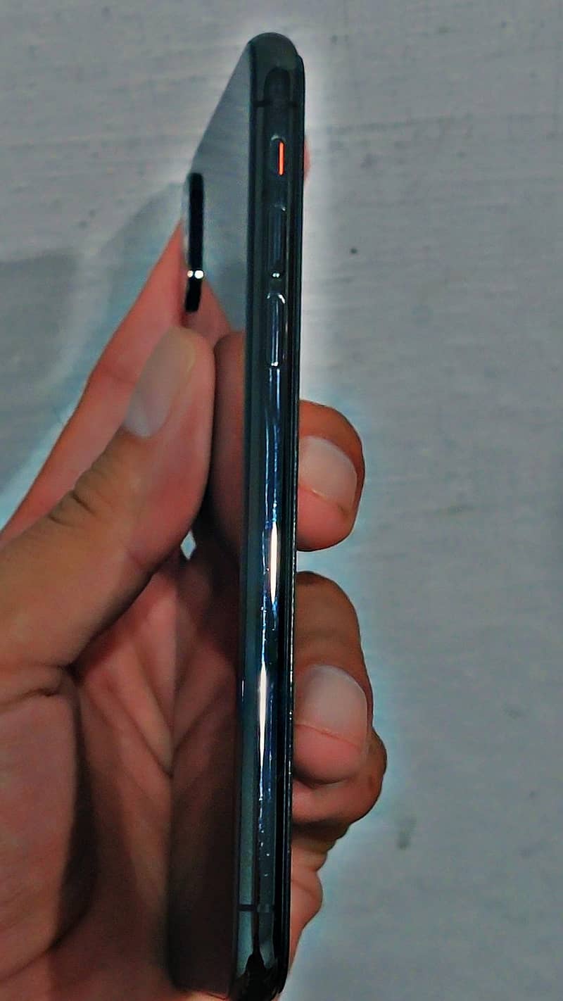 Apple iPhone X 9