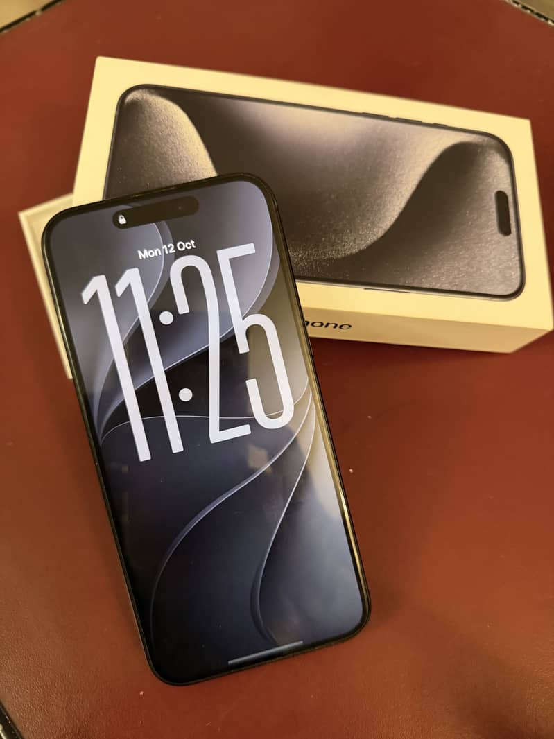 Apple iPhone 15 Pro Max 6