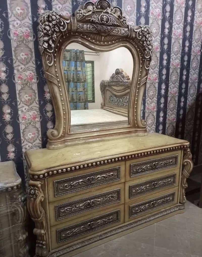 Royal bed set Ksa import 1