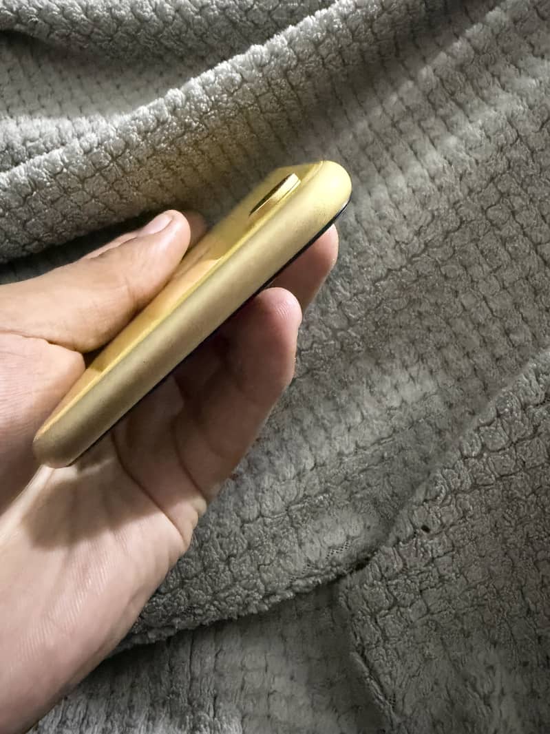 Apple iPhone XR 3
