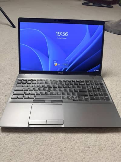 Dell Latitude 9th Gen Core i7 Laptop | Excellent Condition