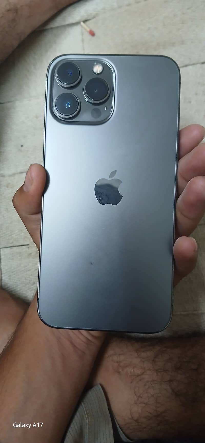 Apple iPhone 13 Pro Max 3