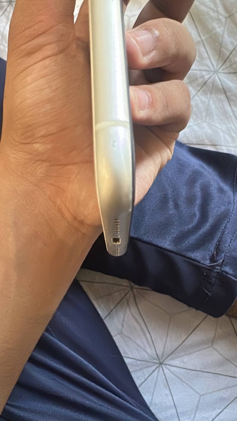 Apple iPhone 11 5