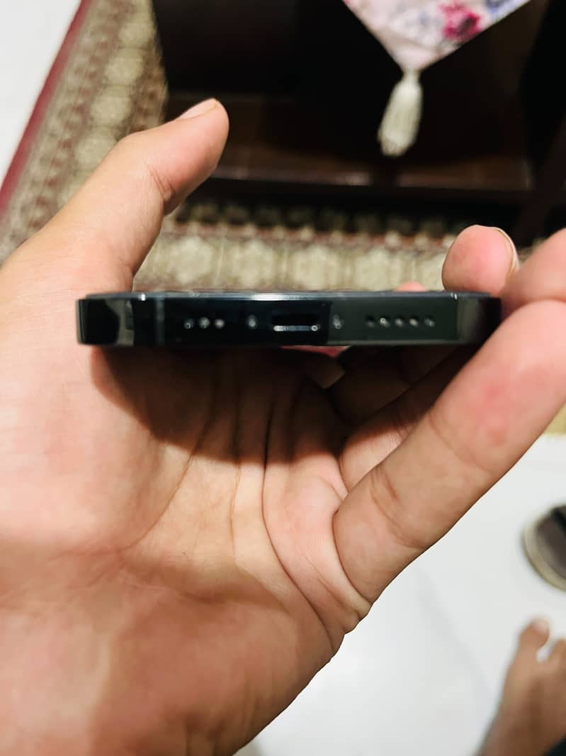 Apple iPhone 14 Pro 3