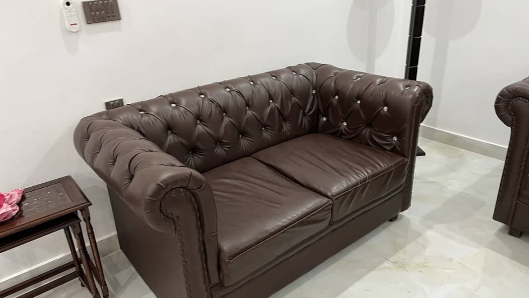 Brown sofa set 0
