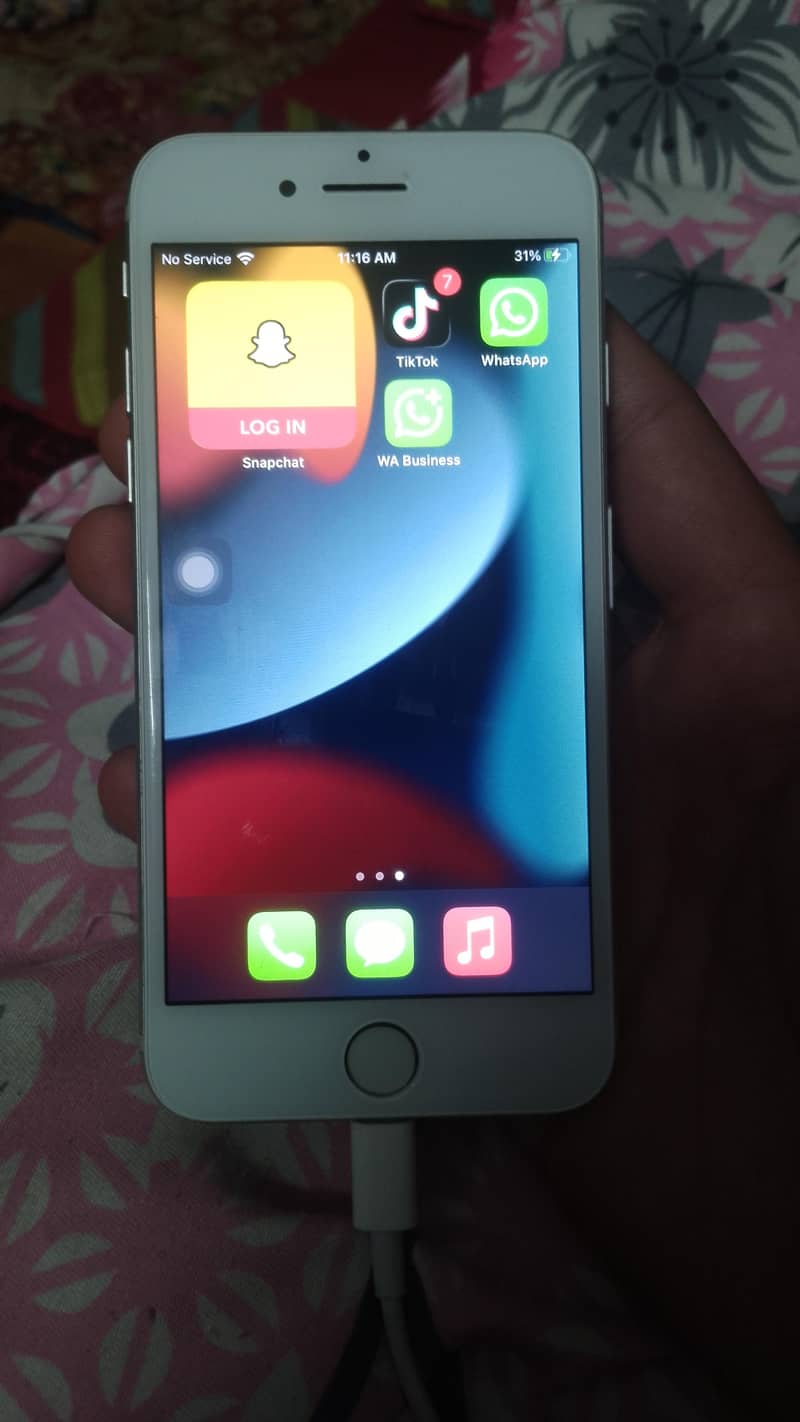 Apple iPhone 7 9