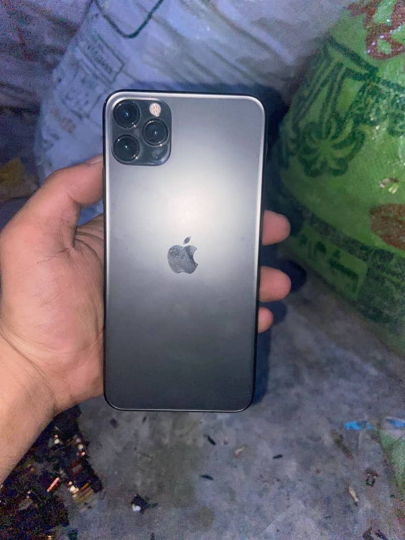 Apple iPhone 11 Pro Max 0