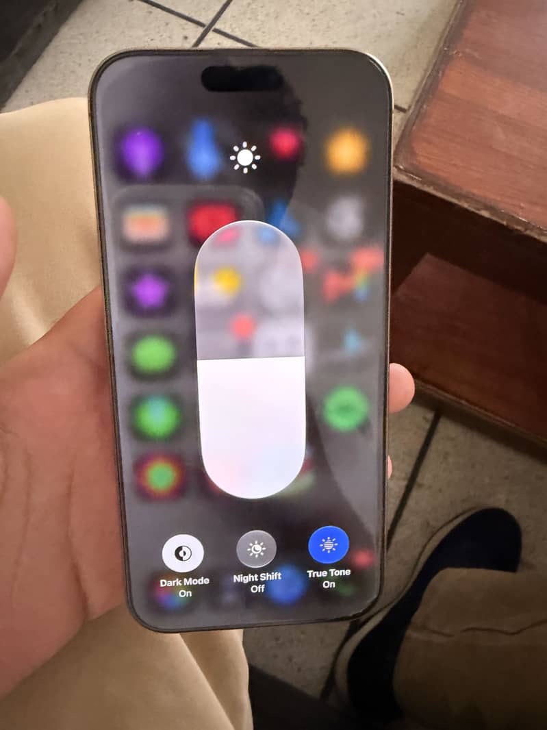 Apple iPhone 16 Pro Max 7