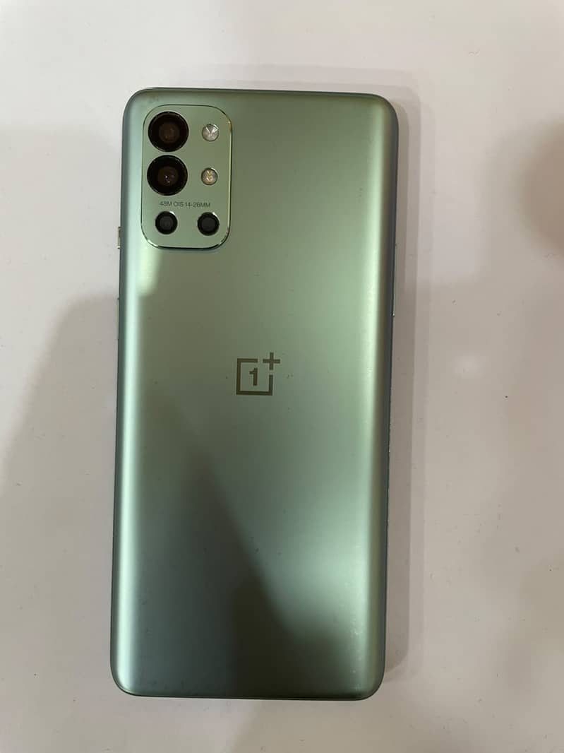 One Plus 9R 3