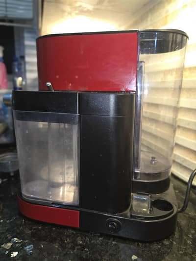 Alpina Coffee Espresso Machine with 4 attachments