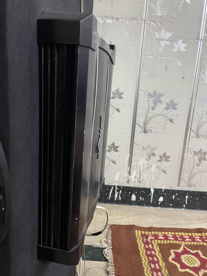 speaker woofer amplifier 4