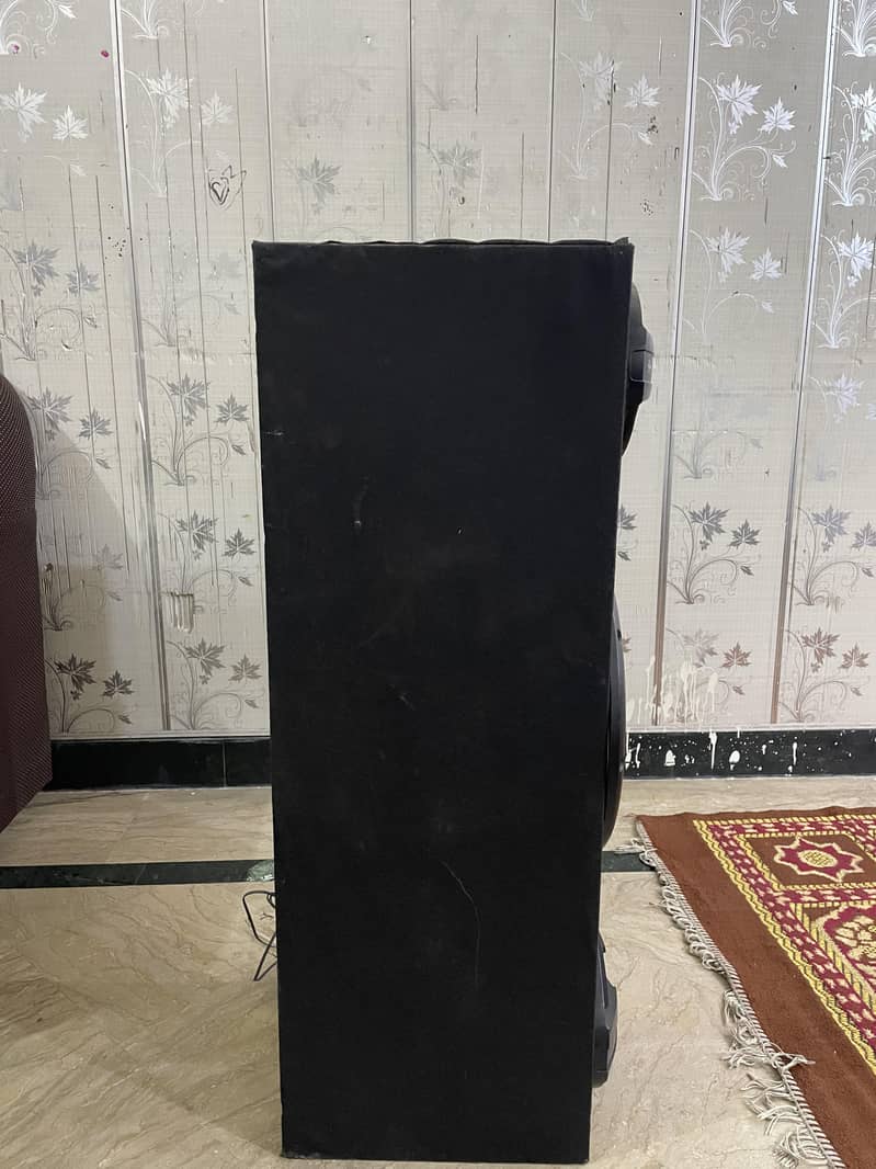 speaker woofer amplifier 8
