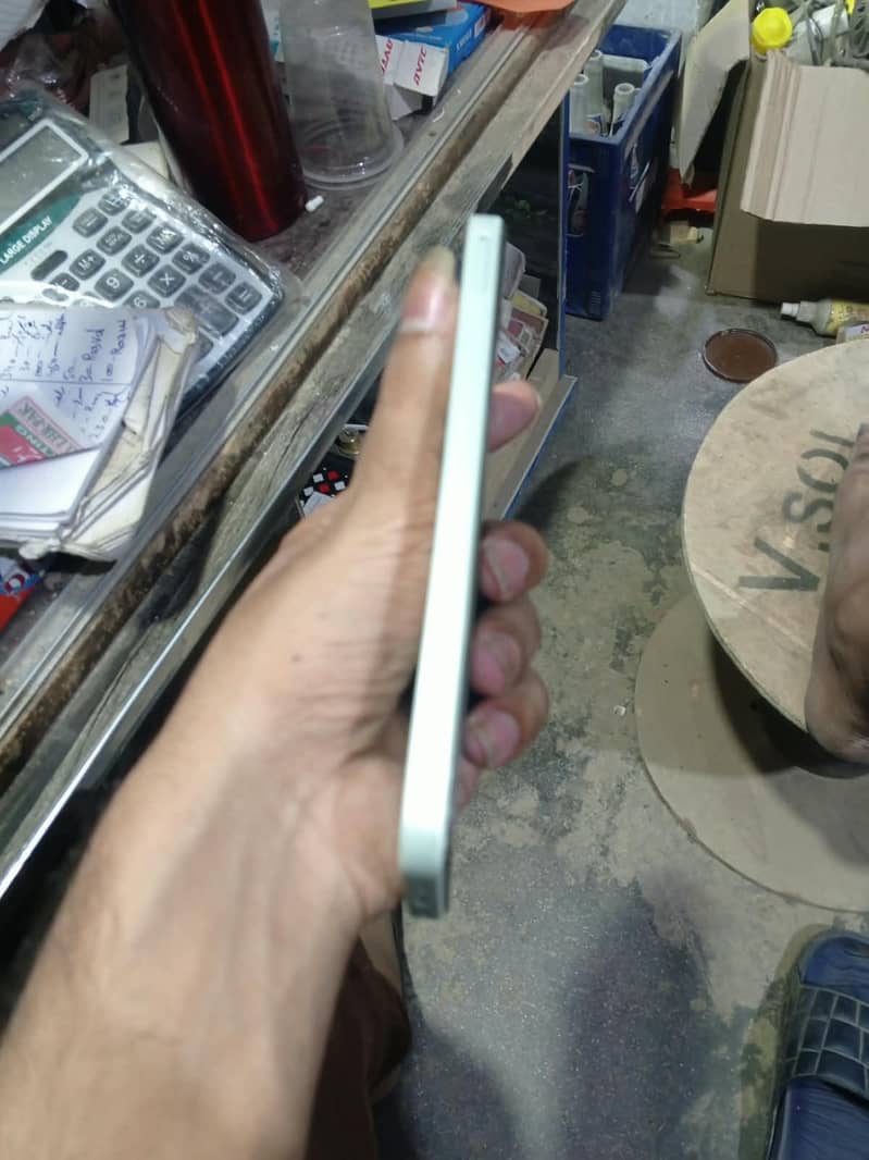Samsung a16 4