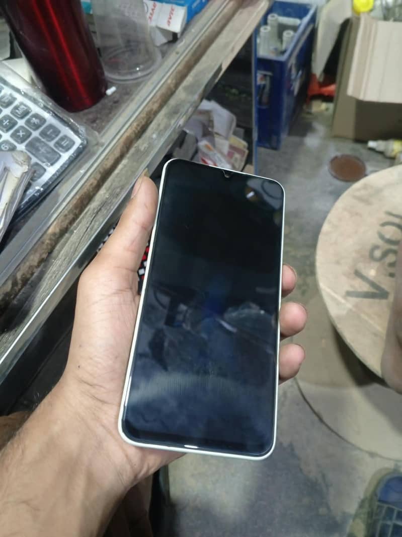 Samsung a16 6
