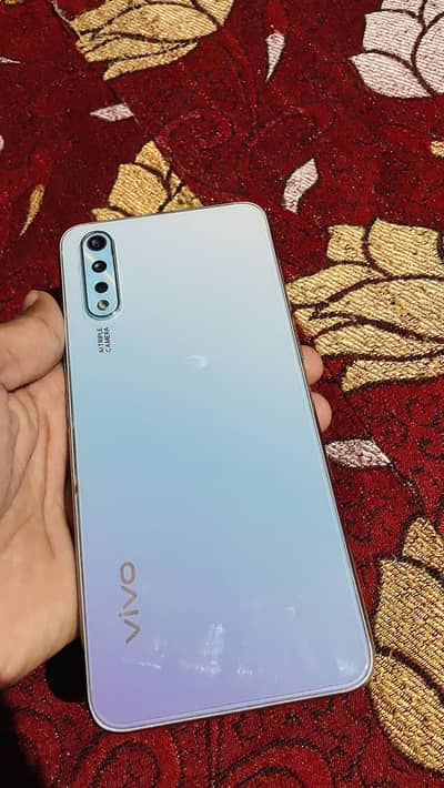 Vivo S1