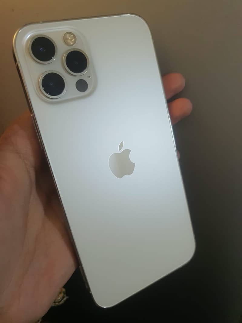 Apple iPhone 12 Pro 0