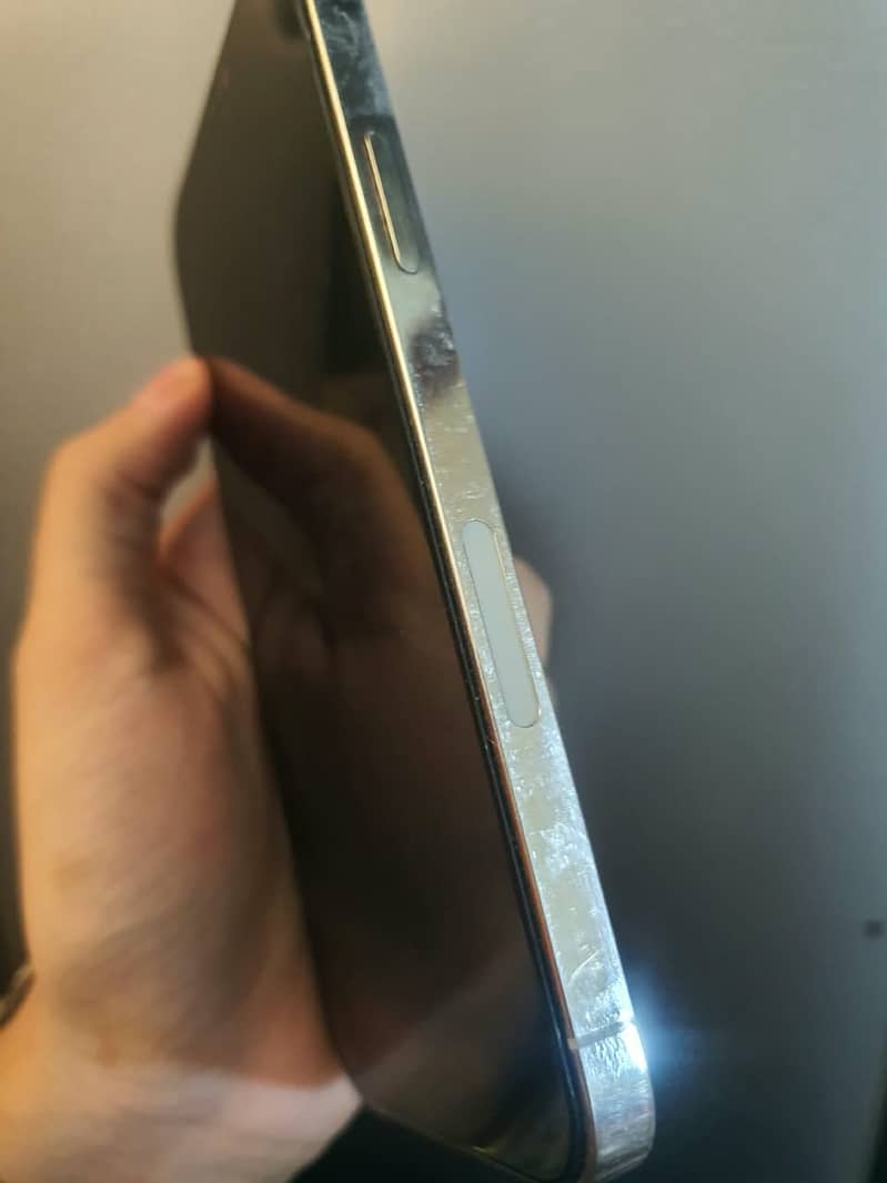 Apple iPhone 12 Pro 5