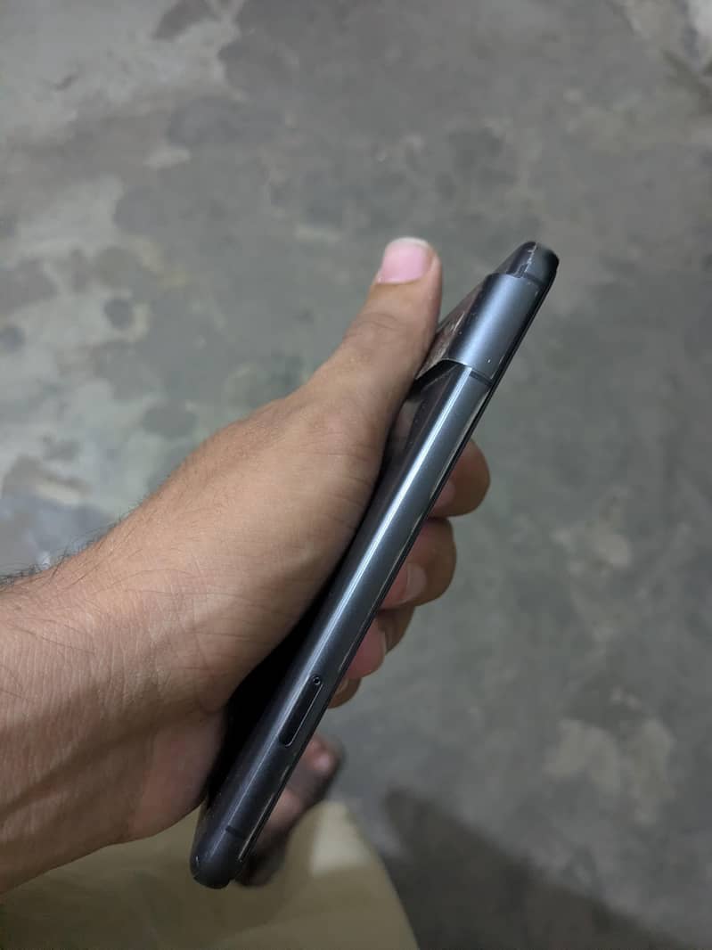 Google Pixel 8 2