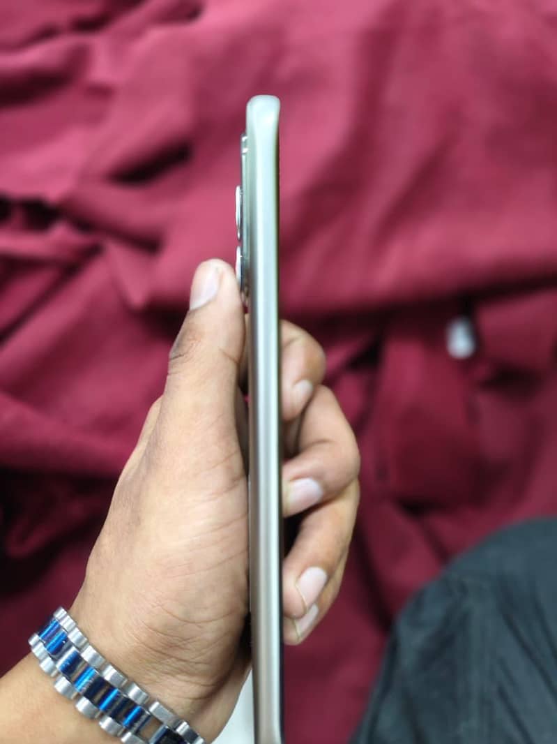 Infinix Note Edge 3