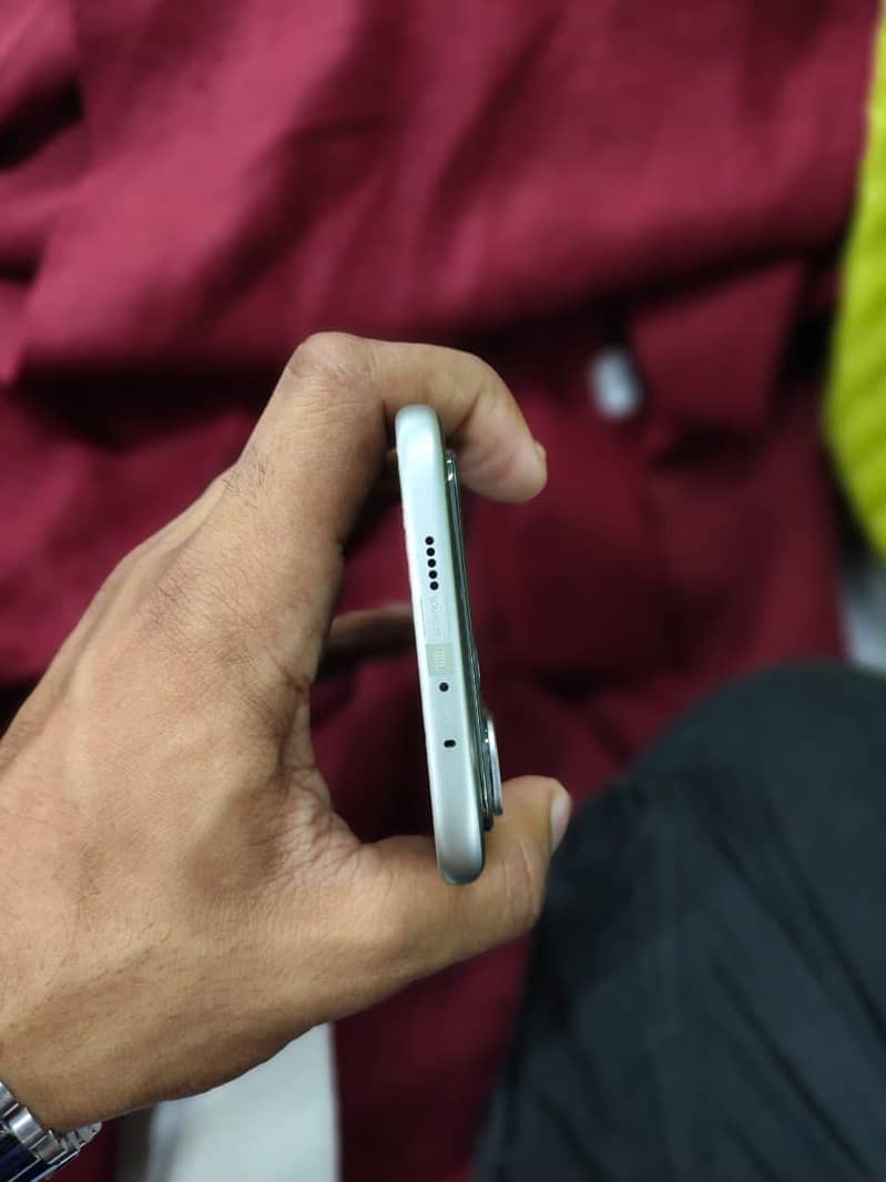 Infinix Note Edge 6