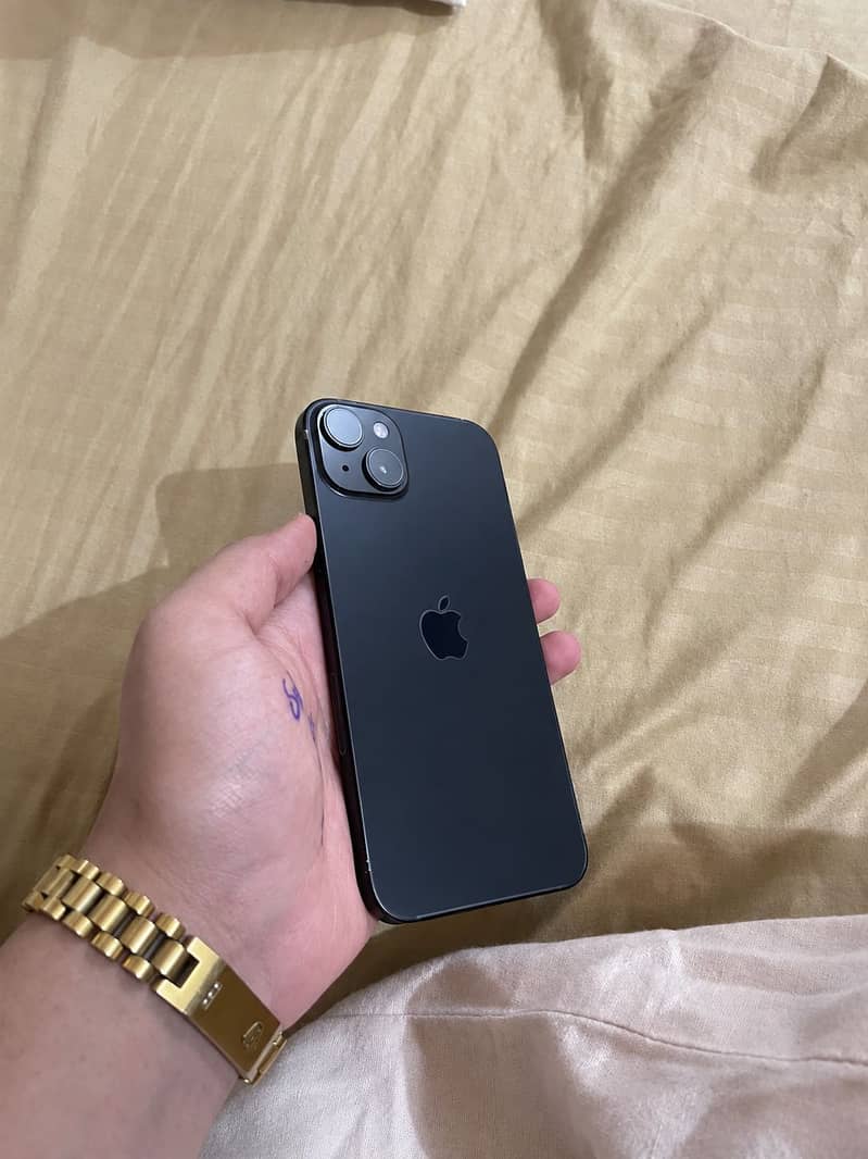 Apple iPhone 15 plus 0