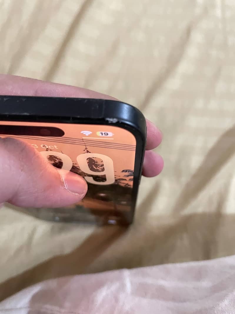 Apple iPhone 15 plus 3