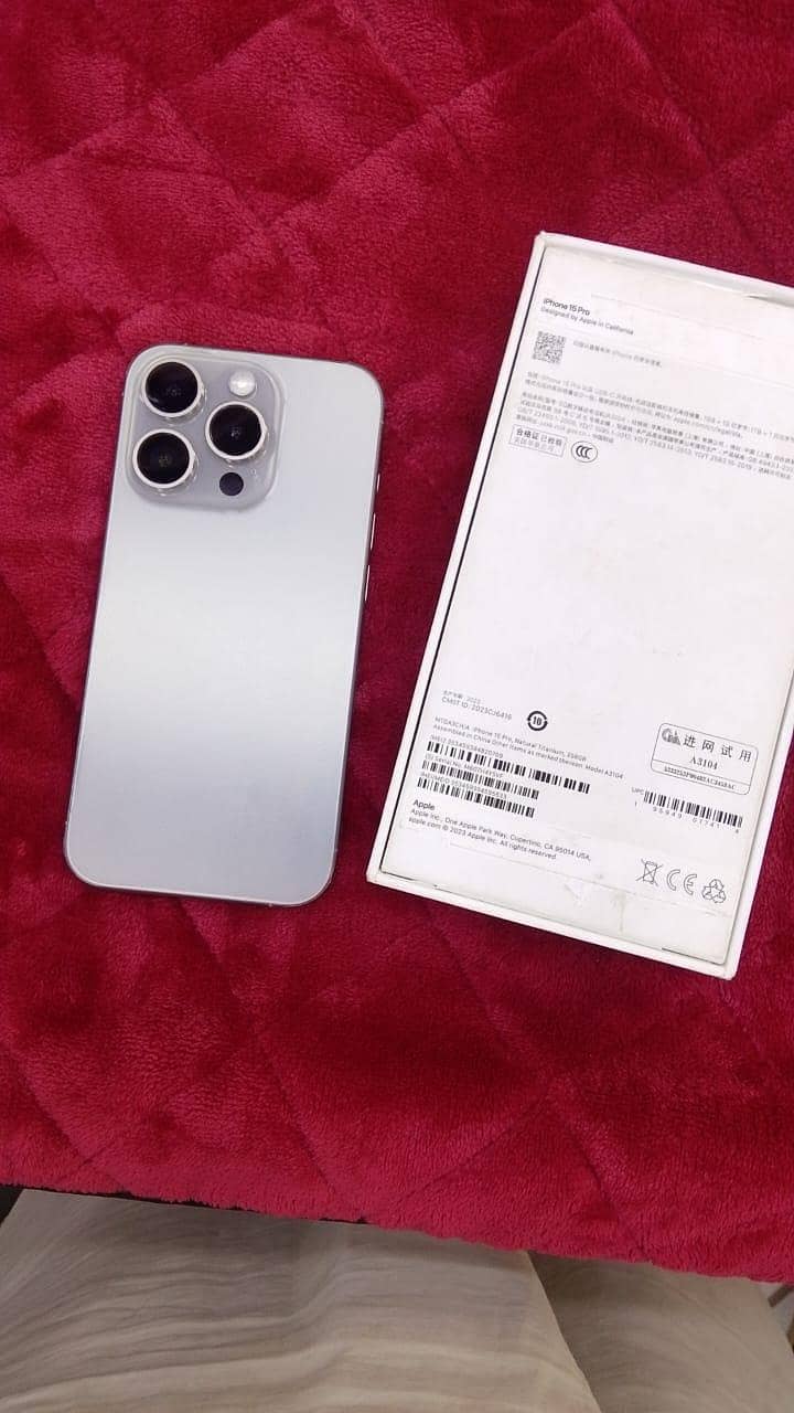 Apple iPhone 15 Pro 2