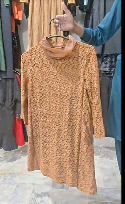 brown top