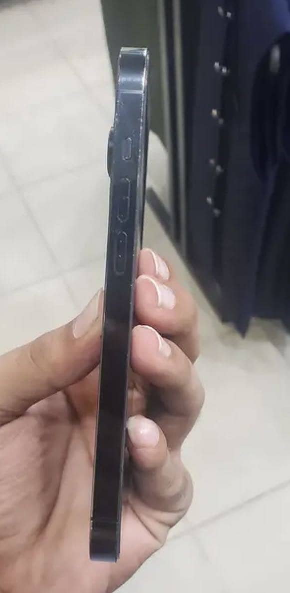 Apple iPhone 14 Pro 4