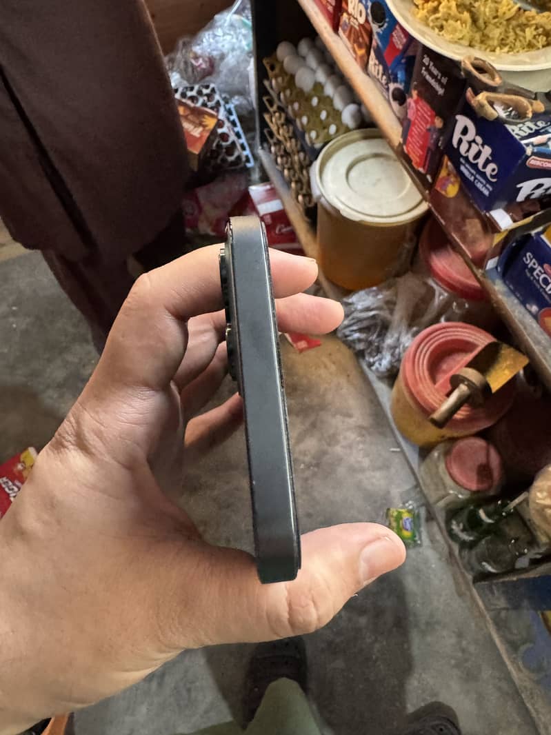 Apple iPhone 12 Pro Max 5