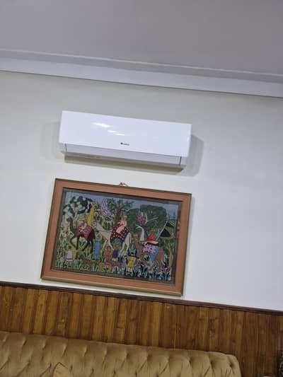 used Green split air-conditioned